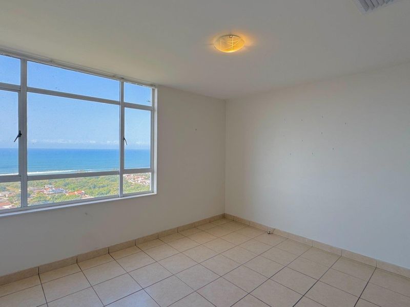 Stunning Apartment with beautiful sea views in Glenashley Heights – Share Block - Photo 7
