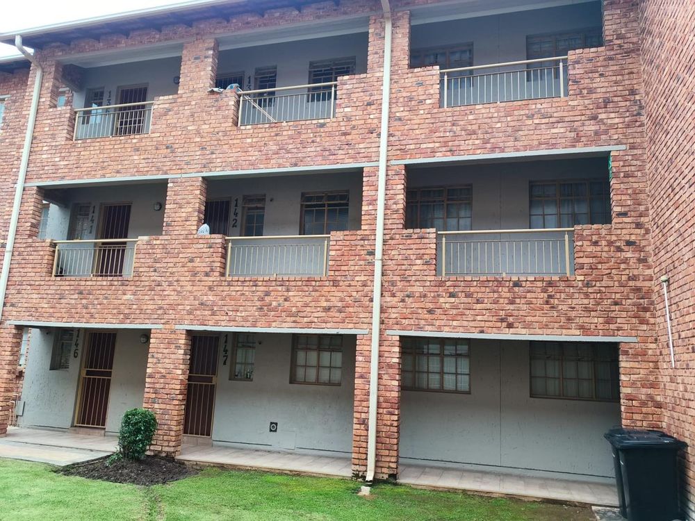 2nd floor unit, but so secure!
