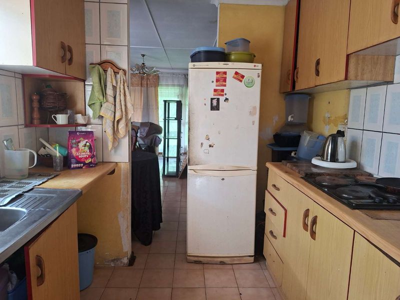 3 Bedroom house in Nagina Gardens Complex - Photo 5