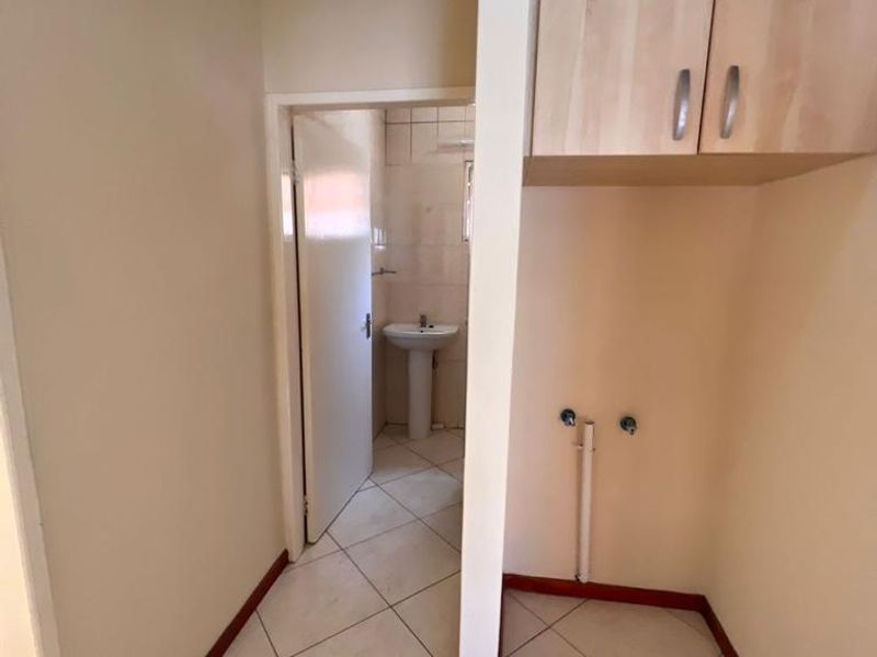 2-bedroom apartment for Sale - Photo 5