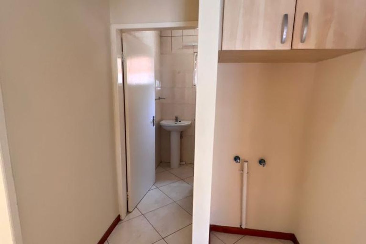 2-bedroom apartment for Sale - Photo 5