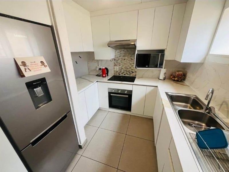 3 Bedroom Townhouse for Sale Mondeor Johannesburg South - Photo 8