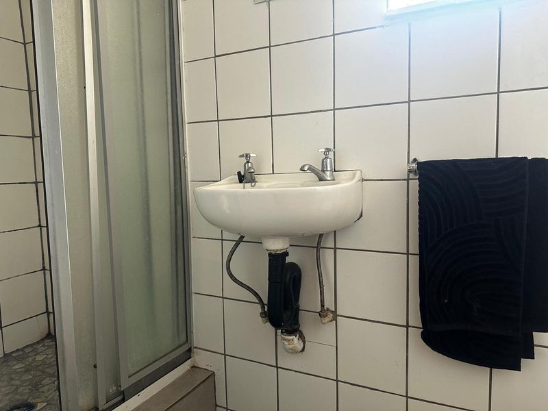 Furnished Student House for Sale - Photo 5