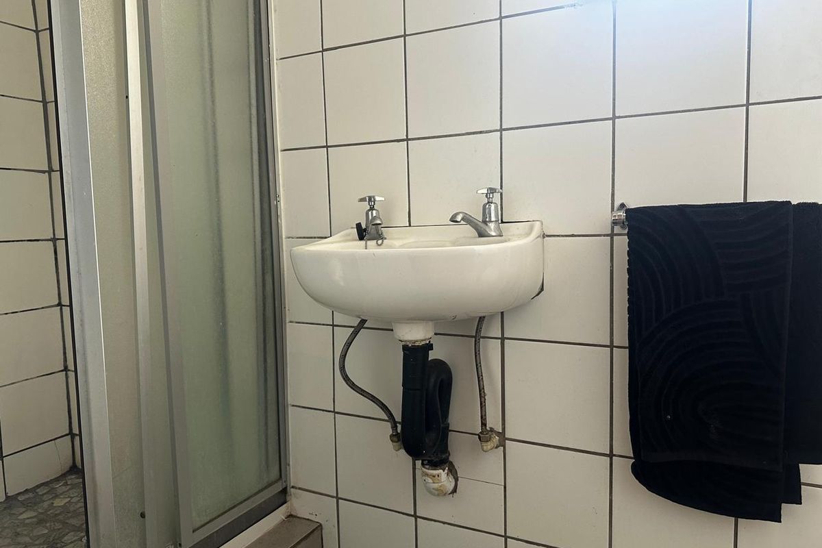 Furnished Student House for Sale - Photo 5