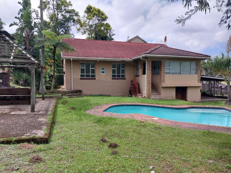 4 Bedroom Home - Photo 1