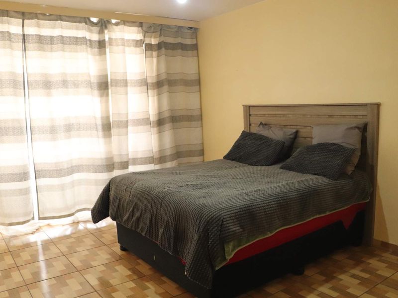 Unit for sale in East Lake Florida - Photo 9