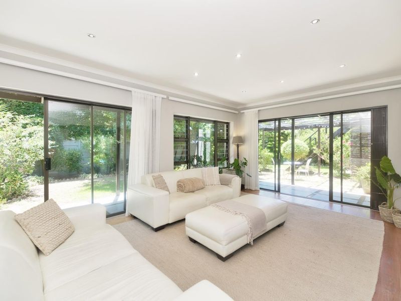 Vermont's hidden gem: 5 bedroom home with breathtaking views - Photo 6