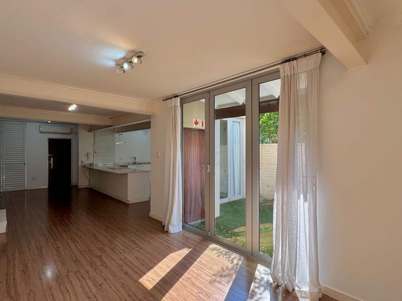Spacious, 4 bedroom Townhouse in Umhlanga - Photo 9