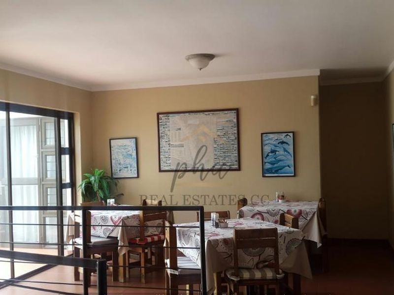 Expansive 9 bedr home with full Lagoon view with Guesthouse potential for sale in Walvis Bay for N$12 550 000.00 - Photo 4