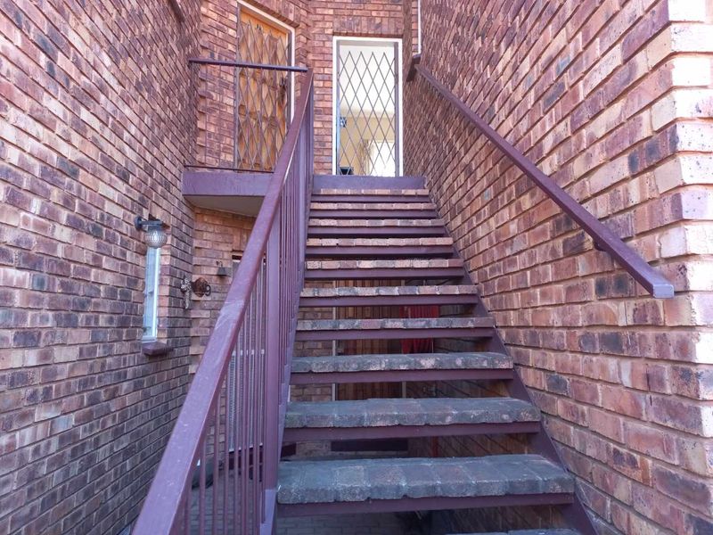 Attention - Investors! - Photo 2