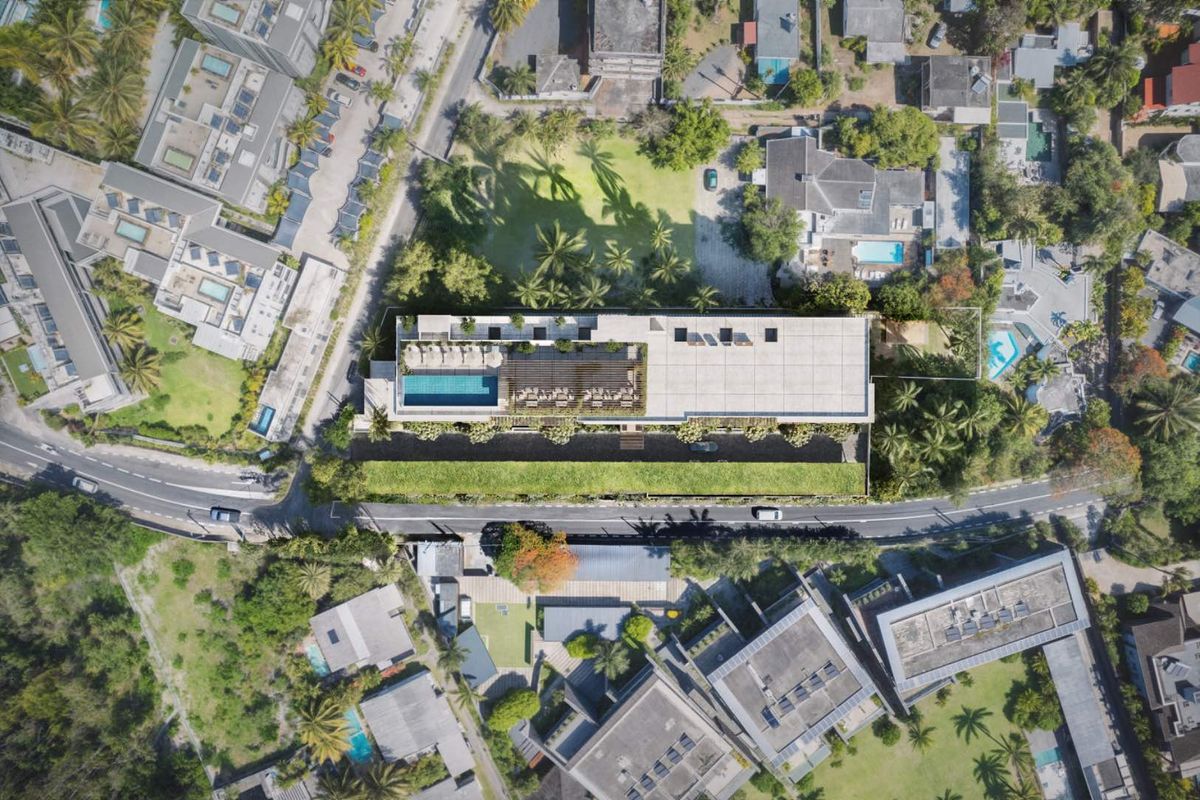 Flexible Coastal Living with Strong Rental Potential – Péreybère - Photo 3