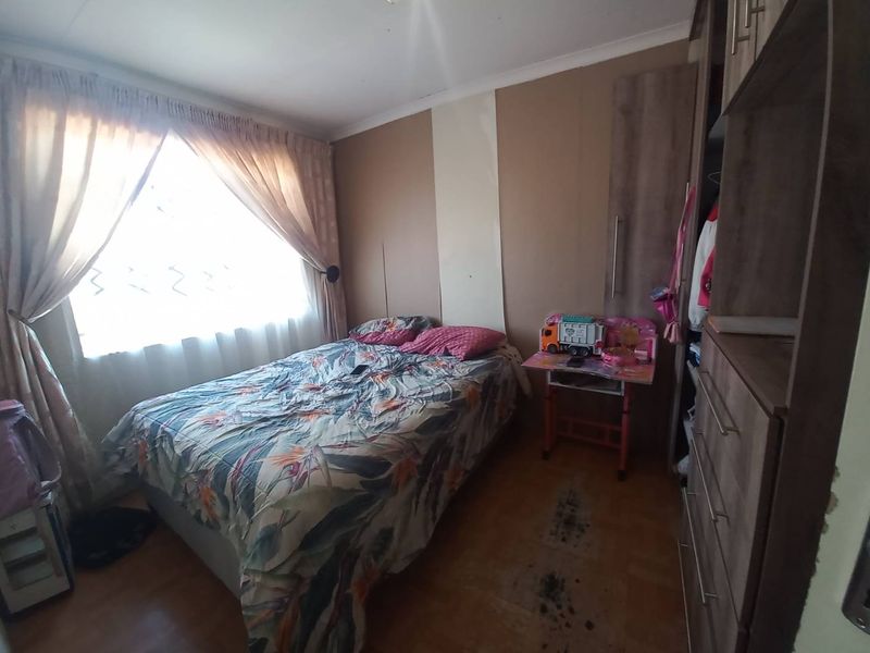 A MODERN HOUSE - Photo 7