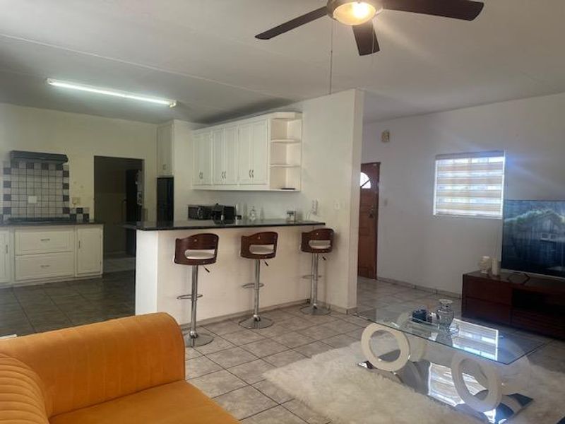 Baysvalley Beauty with Income Potential – Spacious Duet & Bachelor Flat - Photo 7