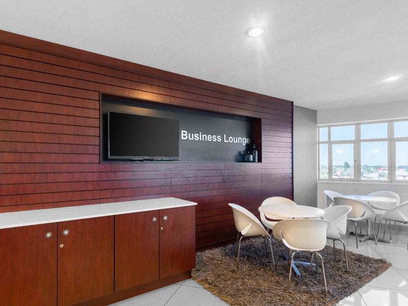 Private office space tailored to your business’ unique needs in Regus Port Elizabeth - Photo 6
