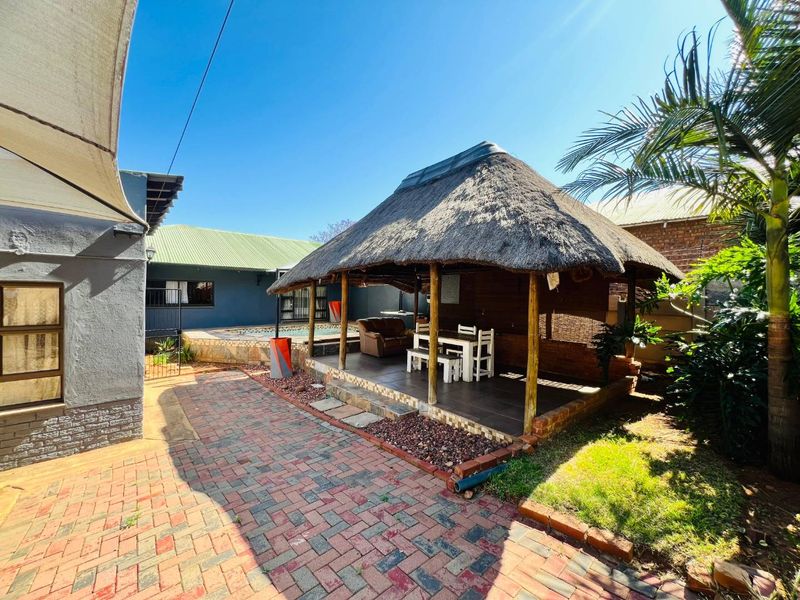 Four bedrooms house for sale in Mountain View - Photo 2