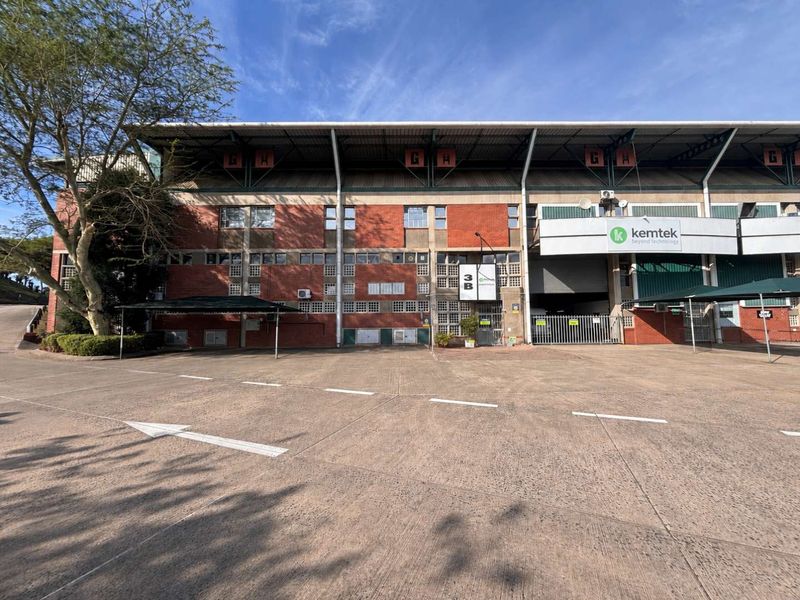 1 224m2 Industrial Unit with 300m2 Offices | Westgate Park - Photo 2