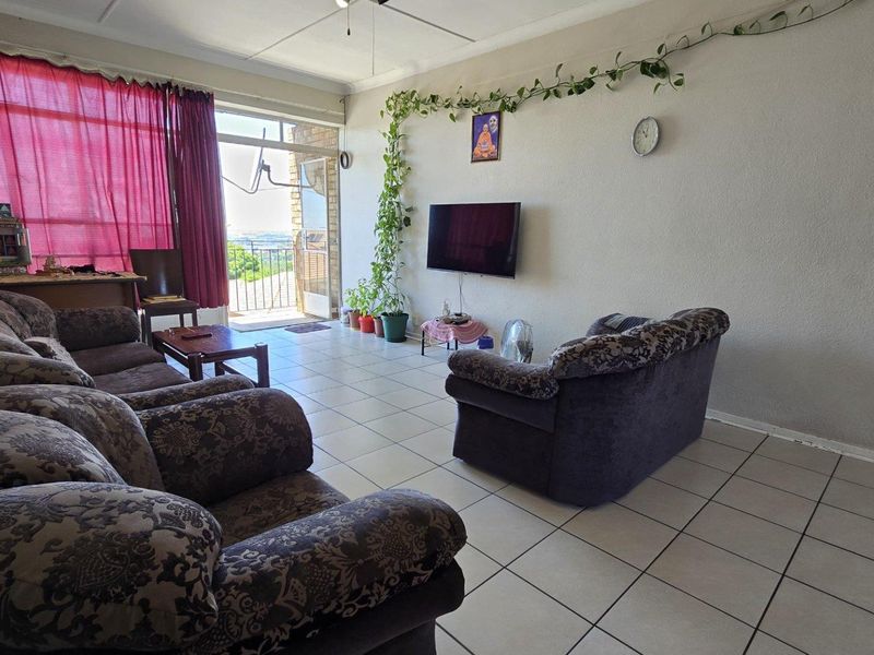 1 Bedroom Apartment / Flat for Sale in South Crest - Photo 6