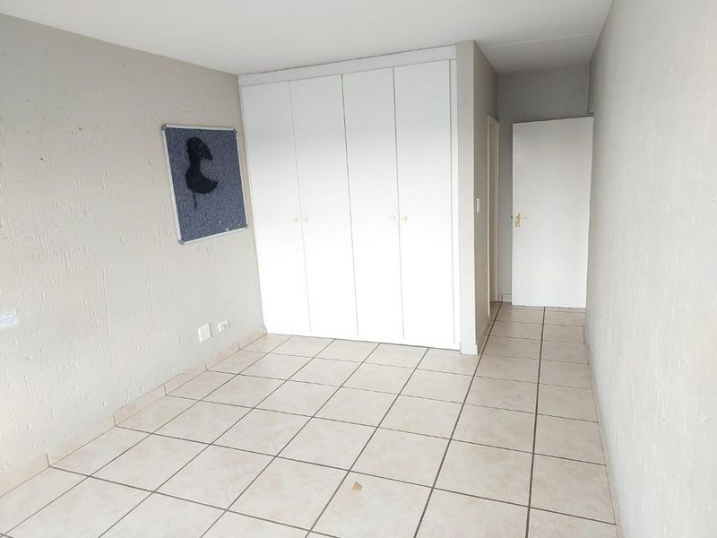 2 BEDROOM DUPLEX APARTMENT FOR SALE IN PAULSHOF - Photo 6