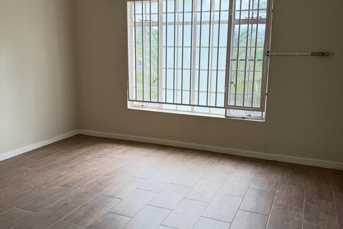 Olympia- To Let - N$40 000 - Photo 3