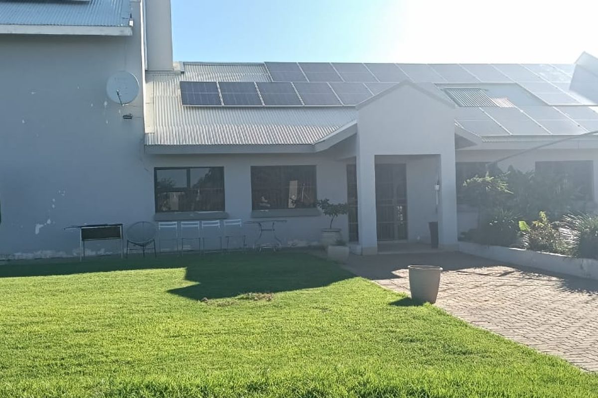 Edable land. Broiler Cage for 19000 chickens fully computeries.Totally off grid. - Photo 2