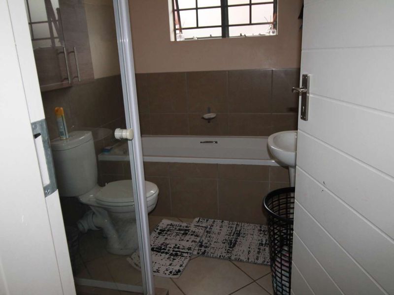Experience a secure, lifestyle focussed home in Sagewood, Midrand - Photo 9