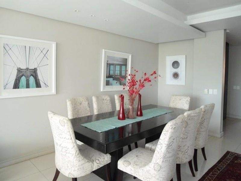 Lovely Furnished 2 Bedroom Apartment on The Emperor - Photo 6