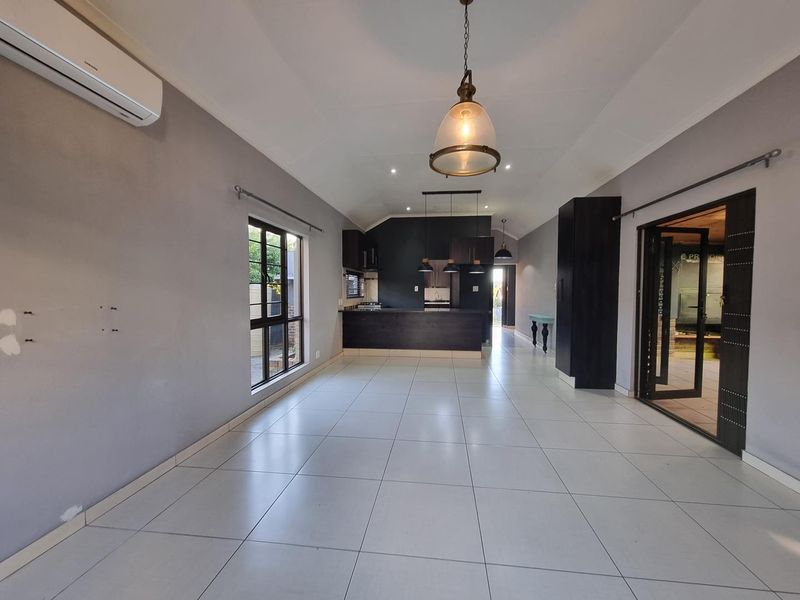 Well located in Estate - Photo 7