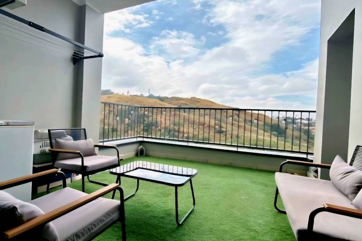 Modern lifestyle living in Balboa Park - Photo 5