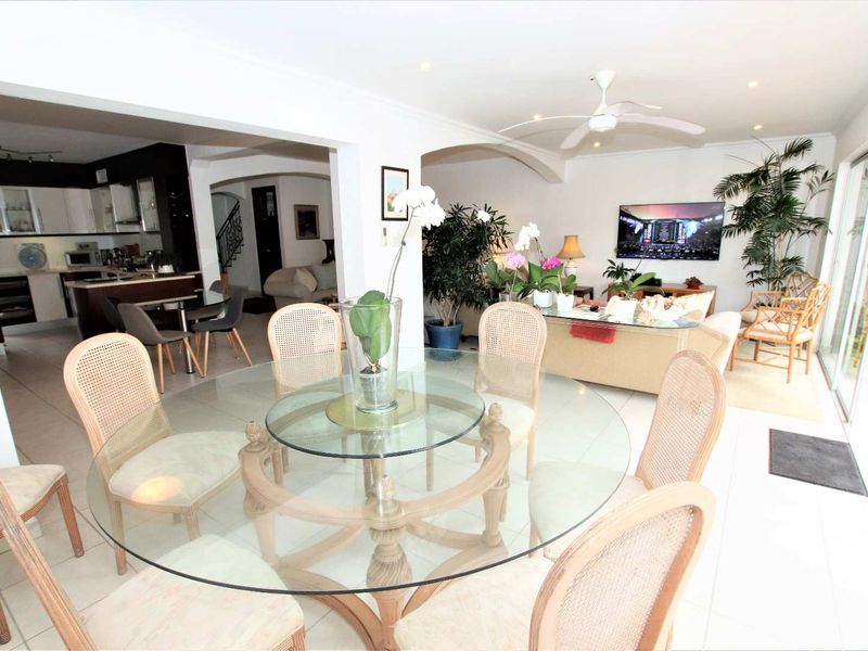 Hendra Estates - Stunning, Coastal, Furnished Townhouse To Rent In Prime Umhlanga Rocks - Photo 7