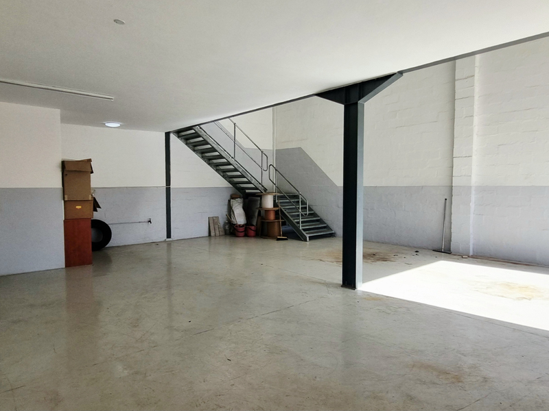 Fitted 184m2 industrial unit for sale in Cornubia Industrial Precinct | Power secure, vacant, and ideal for owner-occupiers or investors - Photo 4