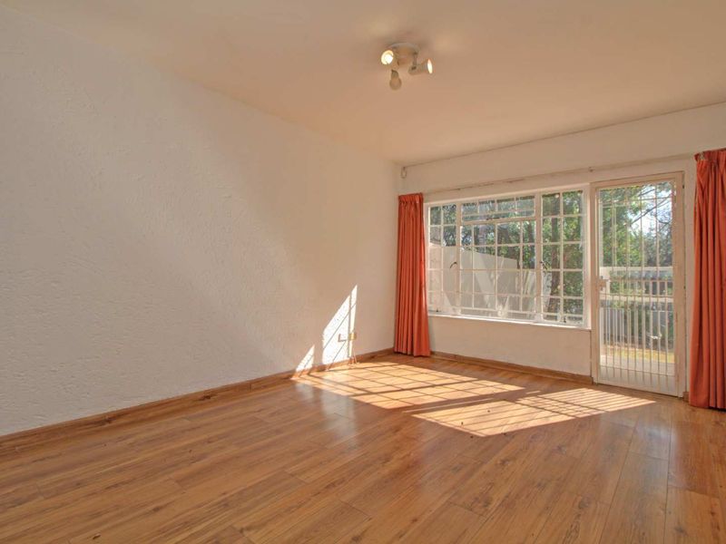 Unbeatable Value: Townhouse from R990k - Photo 6