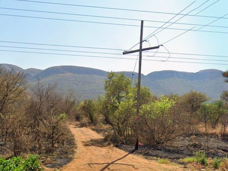 Flooded with natural light and views - Photo 9