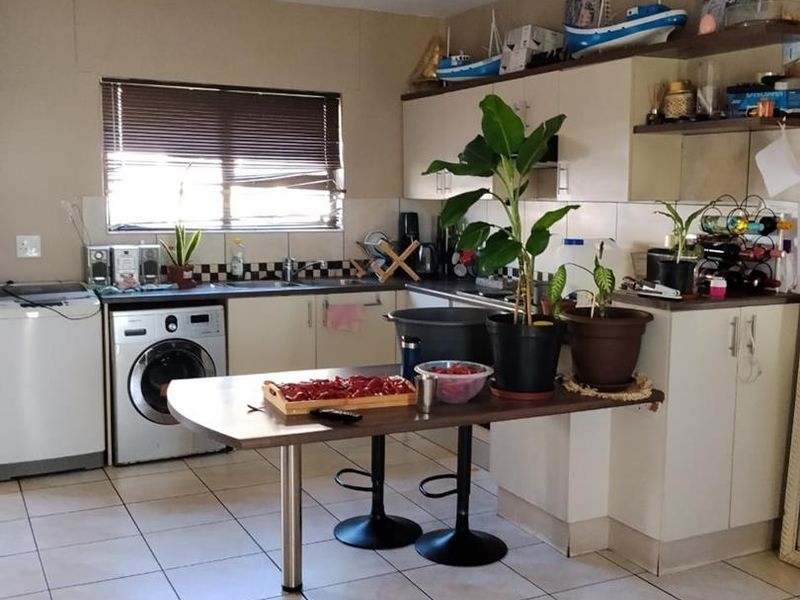 ROCKY CREST - FOR SALE - Photo 9