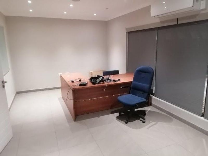 WAREHOUSE WITH OFFICE + HOUSES - FOR SALE - BRAKWATER - Photo 2