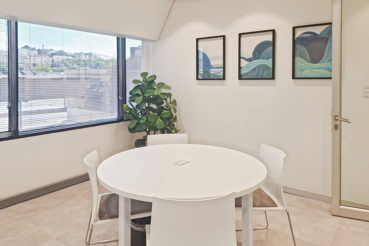 All-inclusive access to coworking space in HQ Killarney Mall - Photo 5