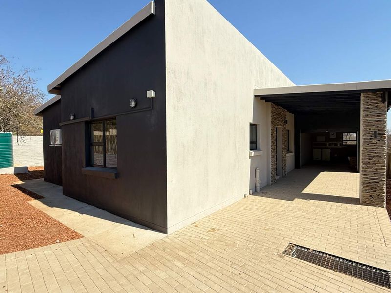 Perfect start-up two bedroom family home for sale - Photo 5