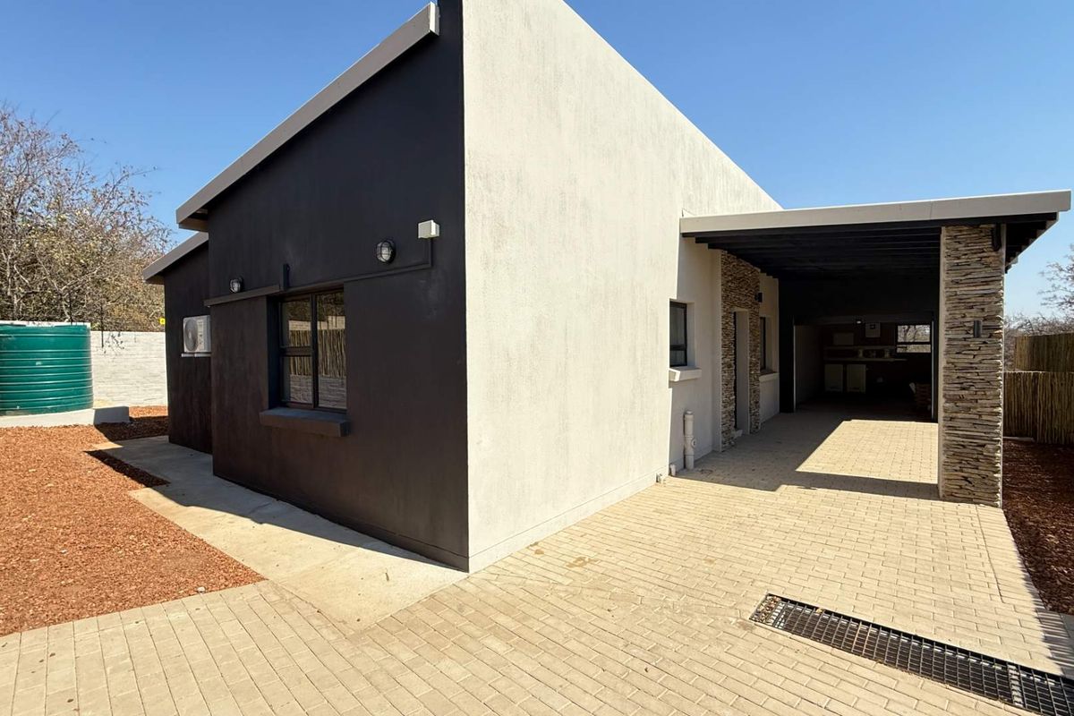 Perfect start-up two bedroom family home for sale - Photo 5