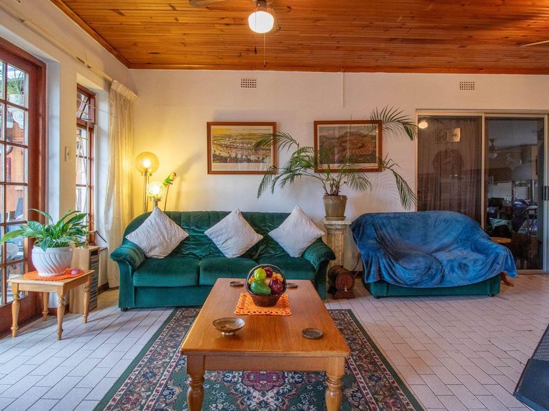 Dual Living at an Affordable Price - Bring the Whole Family - Photo 9