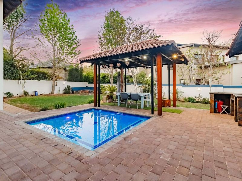 Gorgeous Midlands Estate home - Photo 7