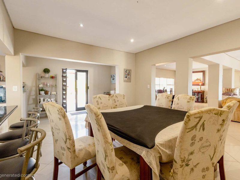 Exceptional Investment Estate with Multiple Income Streams - Photo 4