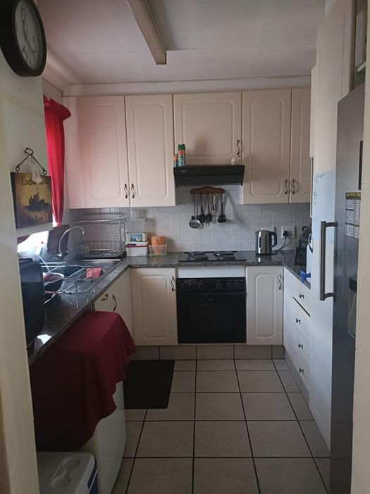 Property #2499795, Townhouse For Sale in Annlin