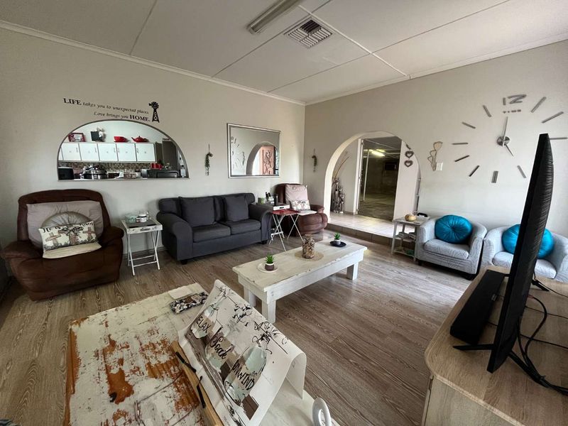 Fantastic 4-bedroom family home in a popular area - Photo 5