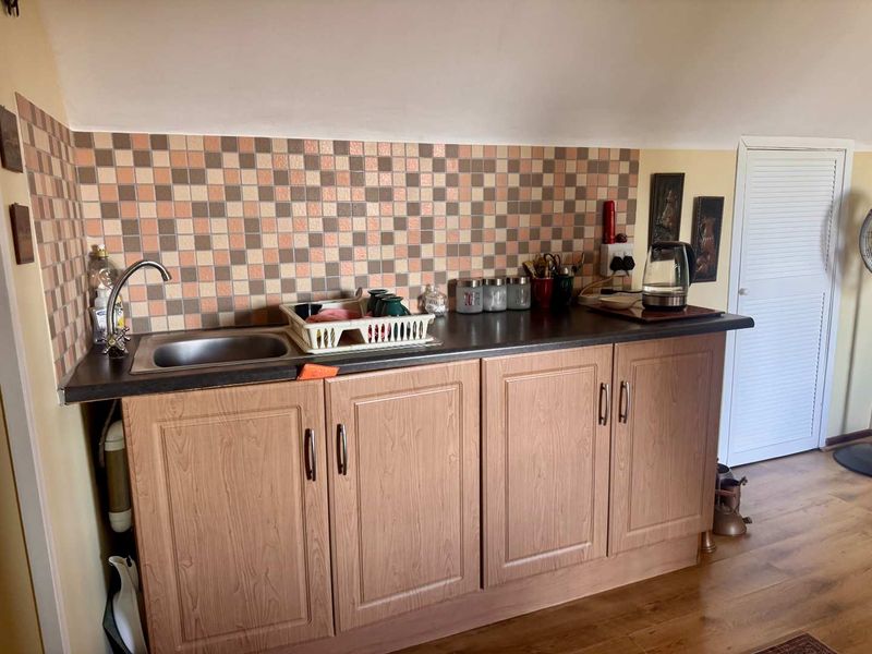 FOR RENT  |  Bothas Hill |  1 Bedroom FURNISHED Apartment - Photo 6