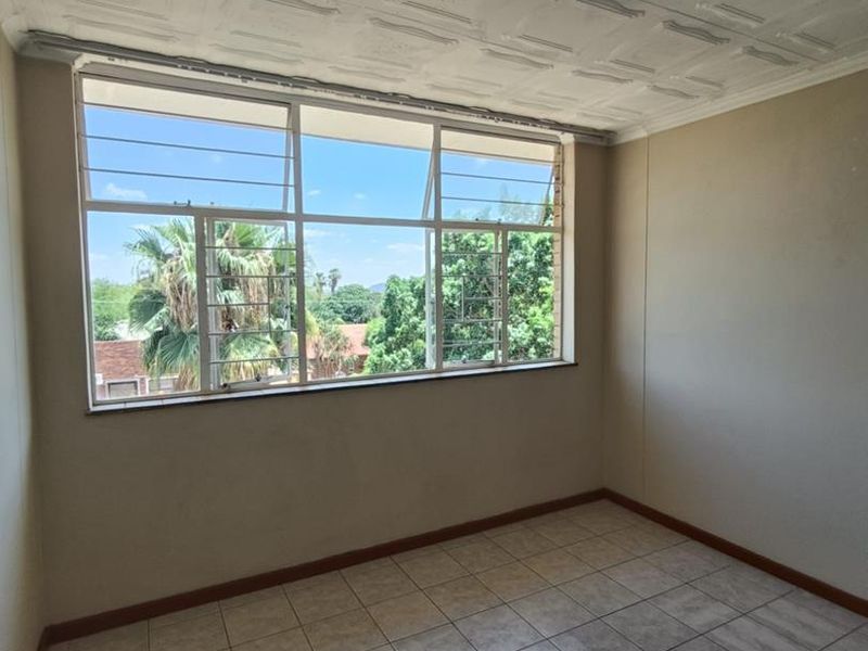 SPACIOUS 3 BEDROOM FLAT TO LET IN SINOVILLE| San Eugenio - Photo 6