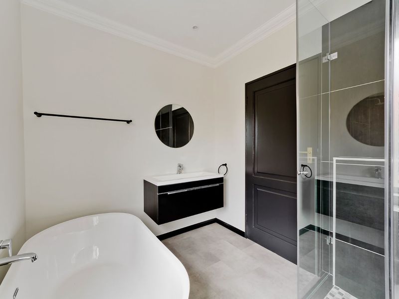 FOR THE SMALLER FAMILY - Photo 9