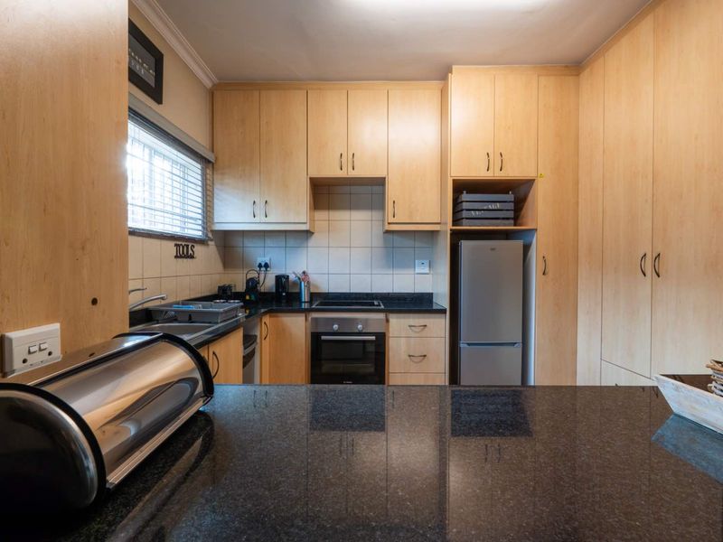 Well Located 1 Bedroom Apartment - Photo 6