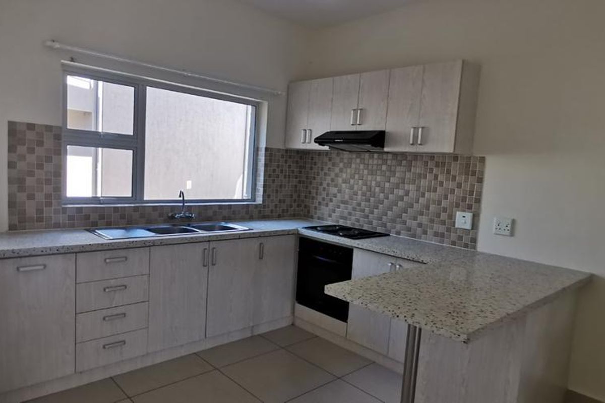 APARTMENT FOR SALE - Photo 2
