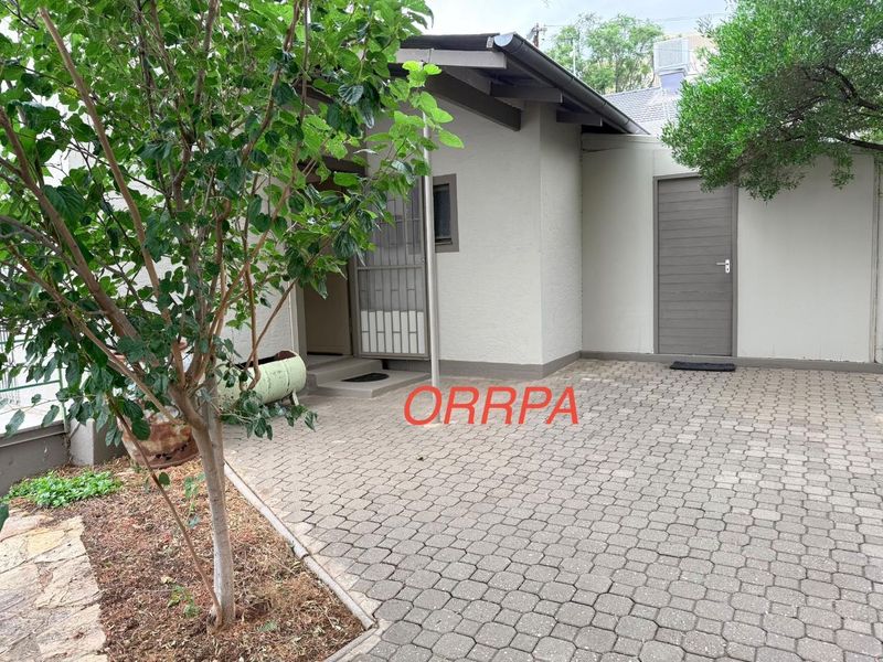 Kleine Windhoek house for sale. - Photo 9