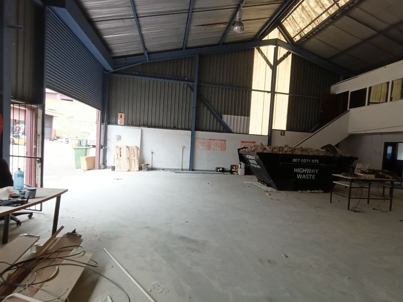 UNIT TO LET – ROSSMEAD INDUSTRIAL PARK-414m2 - Photo 9