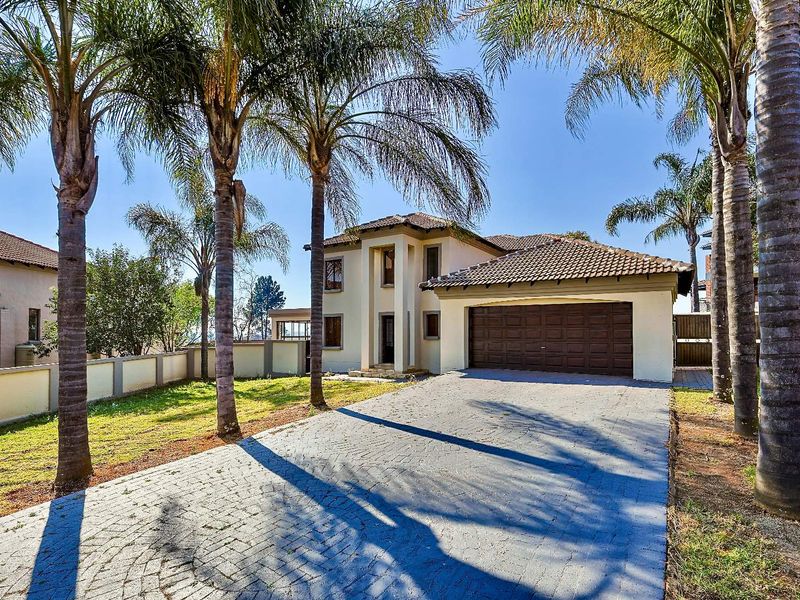 3 Bedroom House in Meadow Glen Estate, Moreleta Park - Photo 2